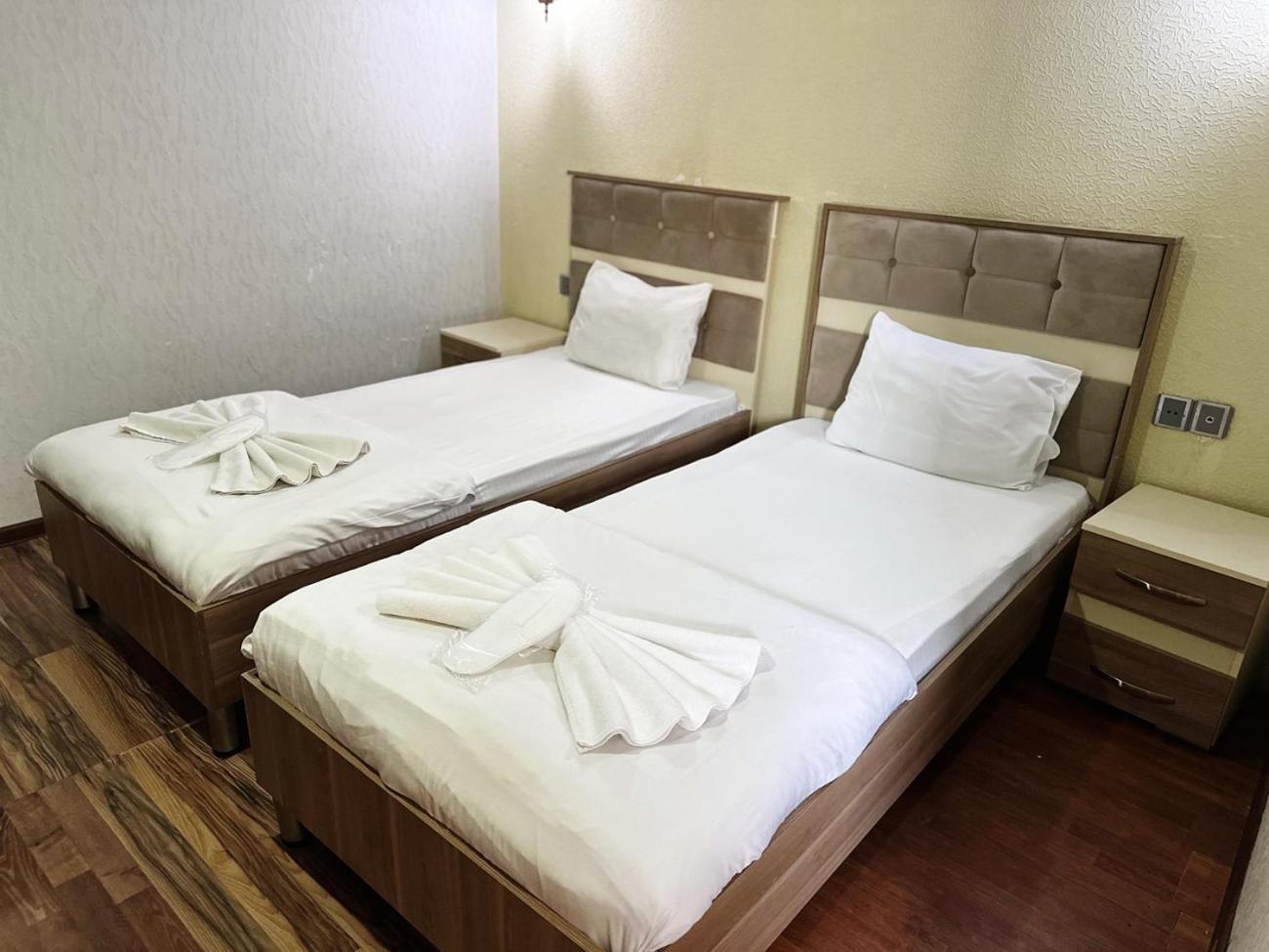 Avi Hotel Baku Exterior foto